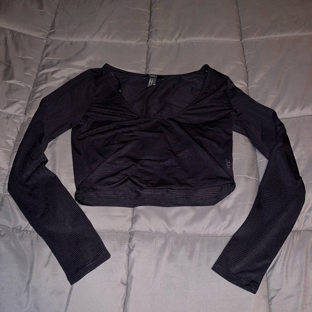 Black Long Sleeve Crop Top
